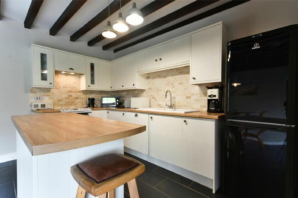 Goldfinch Villa Lucker ภายนอก รูปภาพ