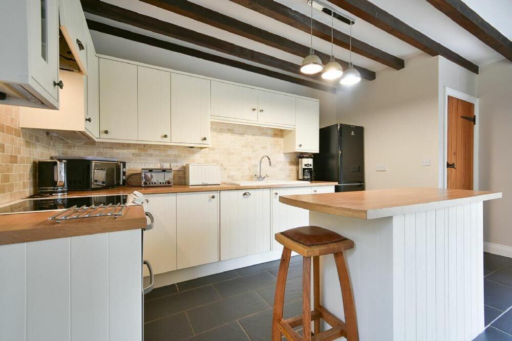 Goldfinch Villa Lucker ภายนอก รูปภาพ