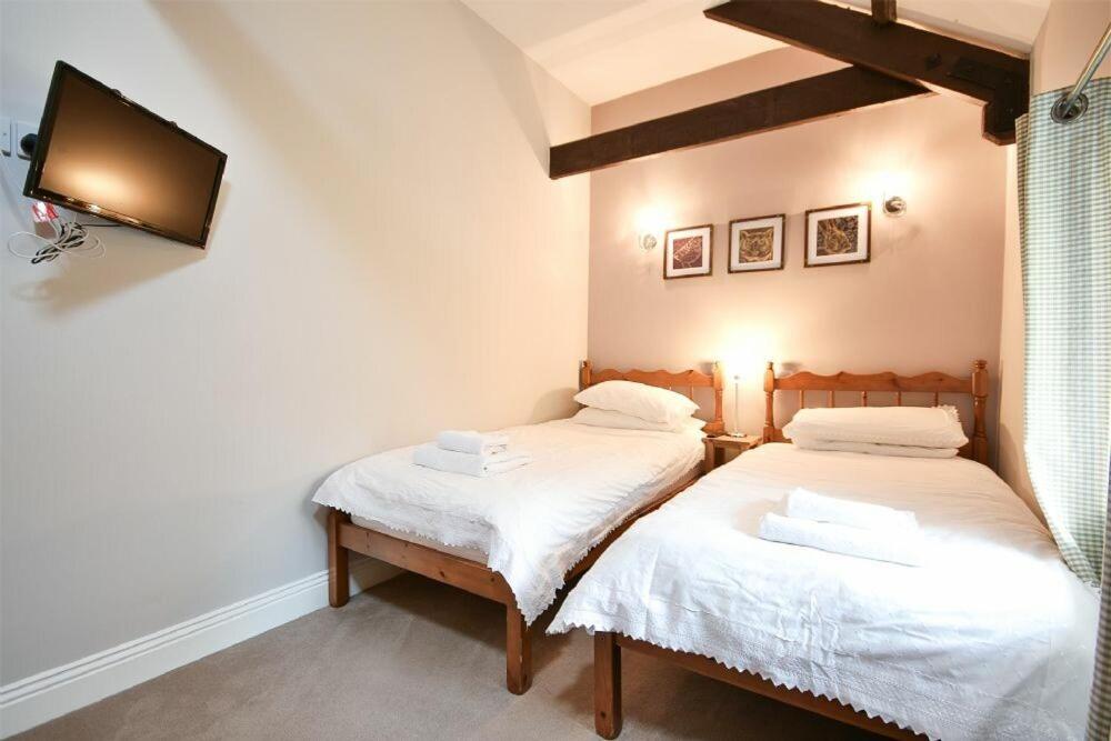 Goldfinch Villa Lucker ภายนอก รูปภาพ